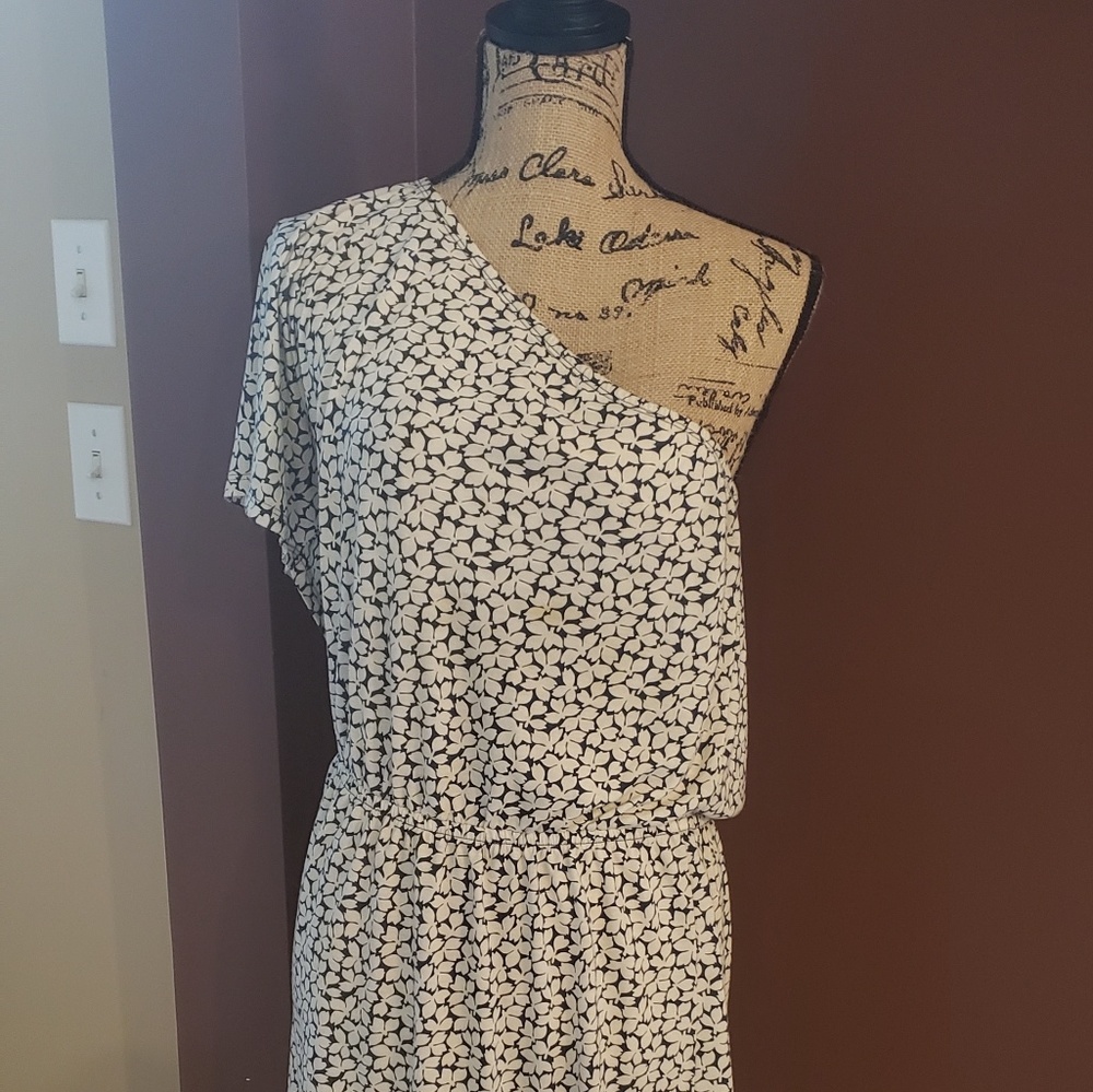 Women's one shoulder dress